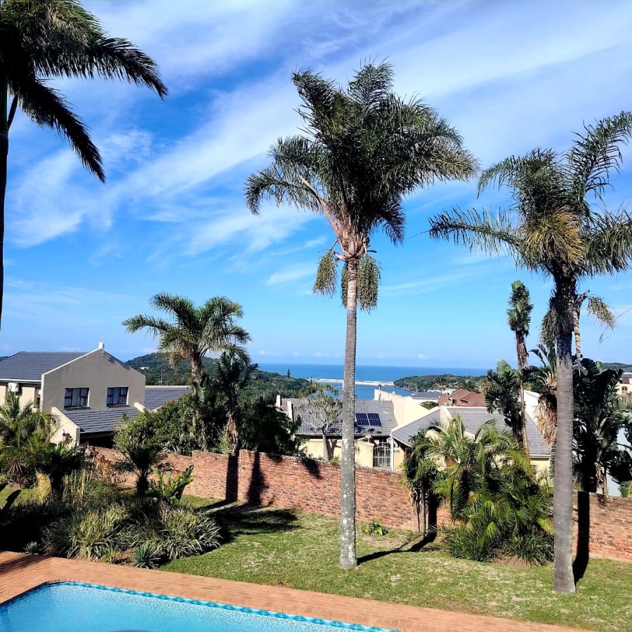 5 Bedroom Property for Sale in Beacon Bay Eastern Cape